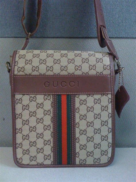 mariconera gucci hombre|Gucci.